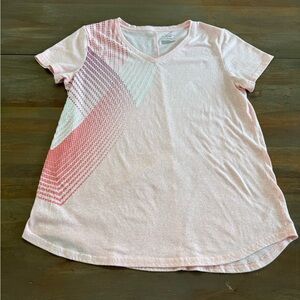 Tek Gear Light Pink V-Neck Tee with Geometric Pattern